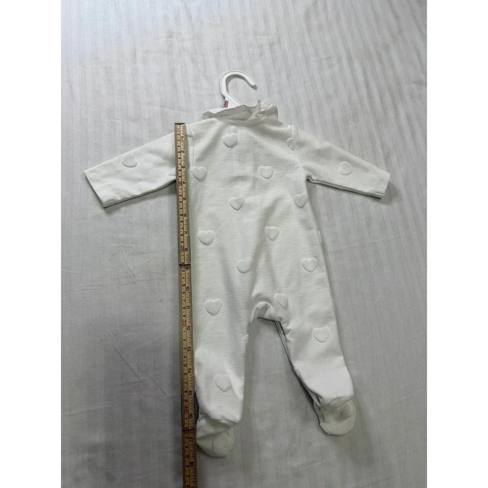 Jacadi Paris Baby Girl White Embossed Heart Footed Sleeper Ruffle Collar 1M 54cm